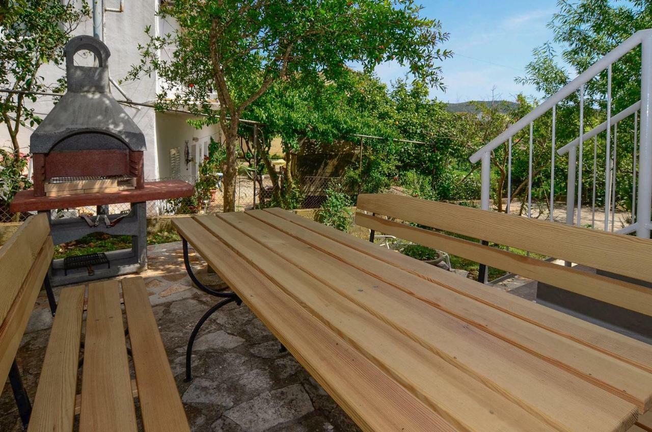 Holiday Home Lovište Eksteriør bilde